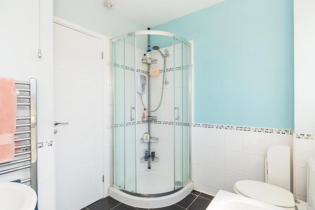 2 H8 RBN - Bathroom A.jpg