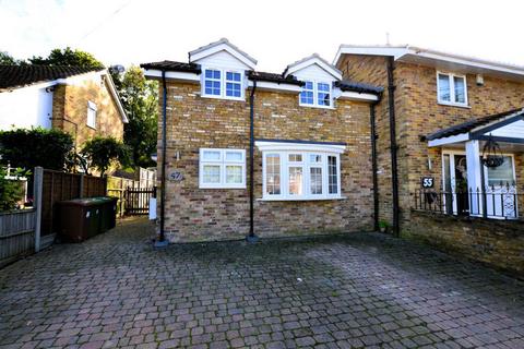 2 bedroom semi-detached house to rent, South Mimms, Hertfordshire