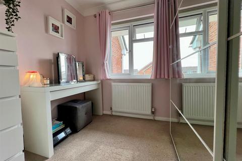 76 Maple Way, Burnham-on-crouch, CM0 8TR