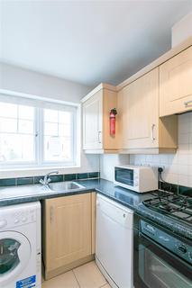 2 bedroom terraced house to rent, Elvaston Crescent, Central Grange, Newcastle upon Tyne