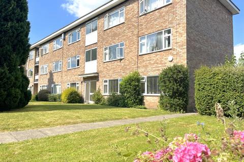 2 bedroom house for sale, St Johns Court, St Johns, Warwick