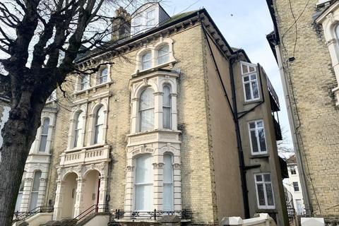 Studio to rent, Tisbury Road, Hove BN3