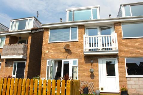 3 bedroom semi-detached house for sale, Ormeside, Penrhynside, Llandudno