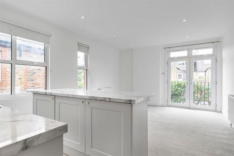 3 bedroom maisonette for sale, Ashleigh Road, Mortlake, London, SW14