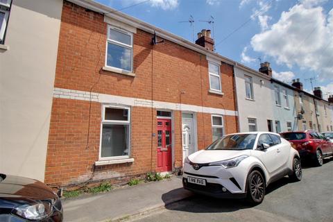 3 bedroom terraced house for sale, New Street, Gloucester