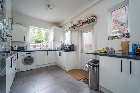 3 bedroom terraced house for sale, Hawarden Avenue, Whalley Range