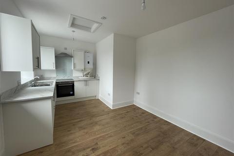 2 bedroom flat to rent, Ammanford Road, Ammanford SA18