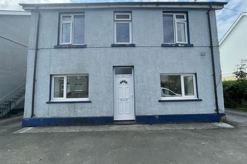 2 bedroom flat to rent, Ammanford Road, Ammanford SA18