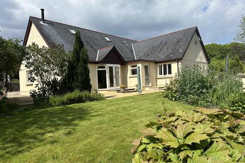 5 bedroom detached bungalow for sale, Overlooking the River Cothi