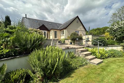 5 bedroom detached bungalow for sale, Overlooking the River Cothi