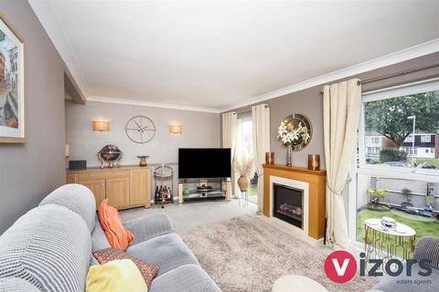 32 Beeches Way, Birmingham, B31 3RJ