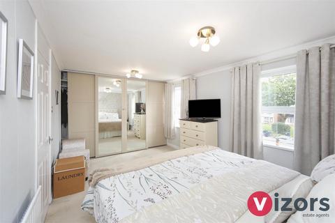 32 Beeches Way, Birmingham, B31 3RJ