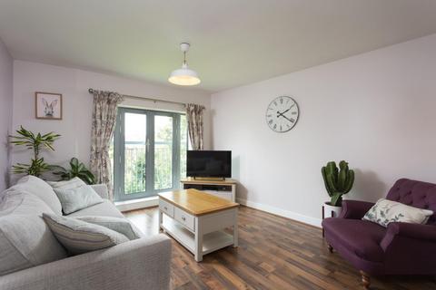 2 bedroom flat to rent, Musgrave House St Johns Walk York