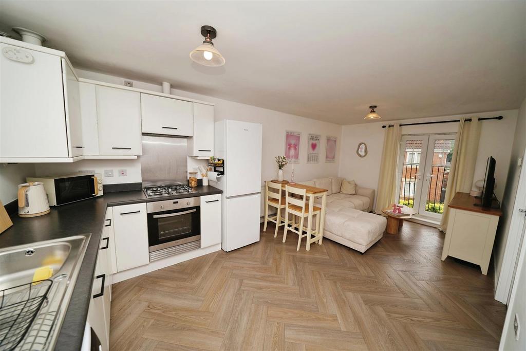 Living room/ Kitchen