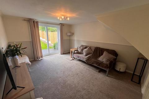 2 bedroom semi-detached house for sale, Middle Close, Swadlincote DE11