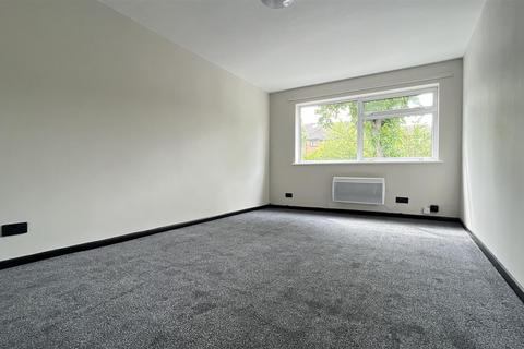2 bedroom property to rent, Grove Road, Sutton SM1