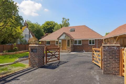 5 bedroom detached house to rent, Penshurst Road, Speldhurst TN3 0NY