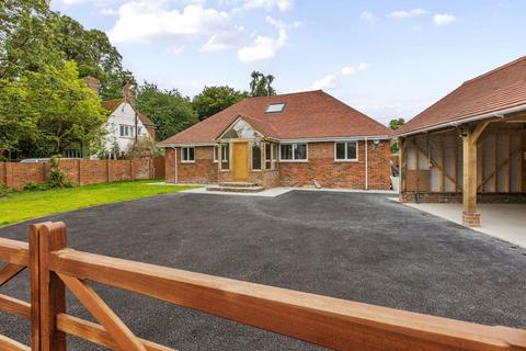 5 bedroom detached house to rent, Penshurst Road, Speldhurst TN3 0NY