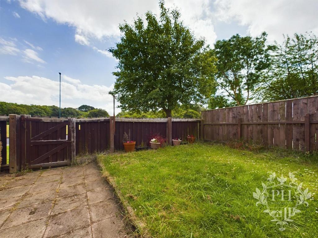 CAM01415 G0-PR0350-STILL012.jpg