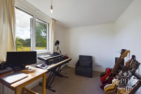 14 Hornbeam Close, Ormesby, Middlesbrough, TS7 9PN