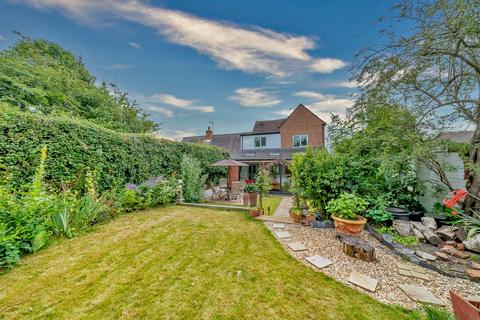 Plough Cottage School Road, Trysull, Wolverhampton, WV5 7HR