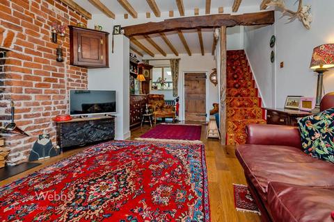Plough Cottage School Road, Trysull, Wolverhampton, WV5 7HR