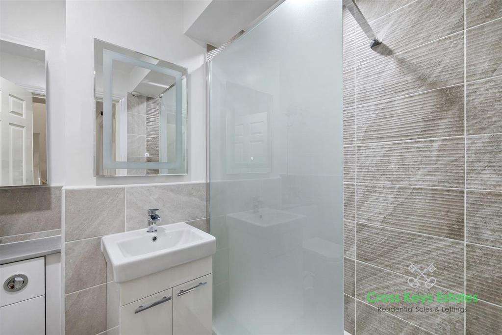 Family Shower Room
