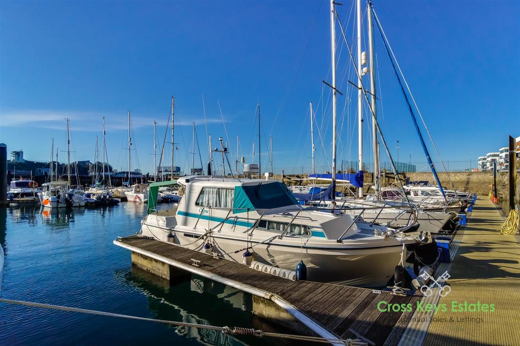 Stunning Waterfront Views