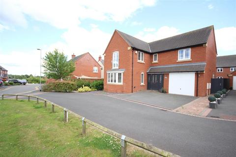 4 bedroom detached house for sale, Wilson Way, Burton-On-Trent DE13