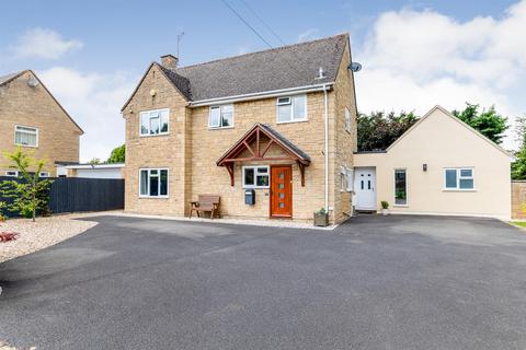 5 bedroom detached house for sale, Barn Close, Gretton, Cheltenham