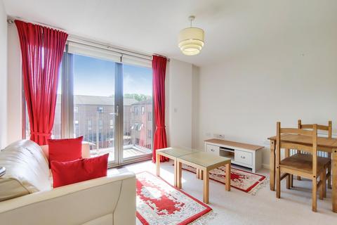 1 bedroom apartment to rent, Evan House, East City Point, E16