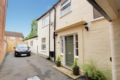 3 bedroom terraced house for sale, Queen Street, Louth LN11