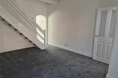 2 bedroom terraced house to rent, Gordon Street, Leigh WN7