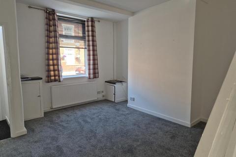 2 bedroom terraced house to rent, Gordon Street, Leigh WN7