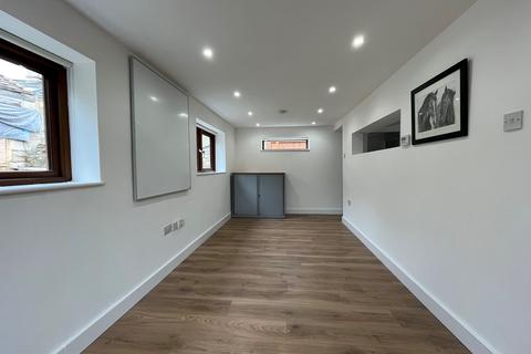 undefined, Huntingdon Place, Bradford On Avon