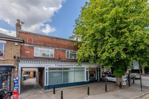 2 bedroom apartment for sale, Hermon Hill, Wanstead