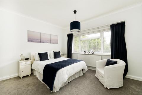 2 bedroom apartment for sale, Hermon Hill, Wanstead