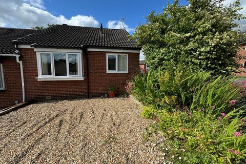 2 bedroom semi-detached bungalow for sale, Creswick Close, Walton, Chesterfield, S40 3PX