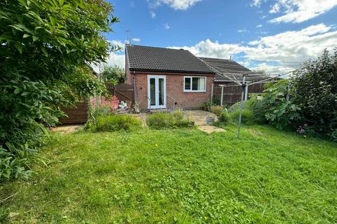 2 bedroom semi-detached bungalow for sale, Creswick Close, Walton, Chesterfield, S40 3PX