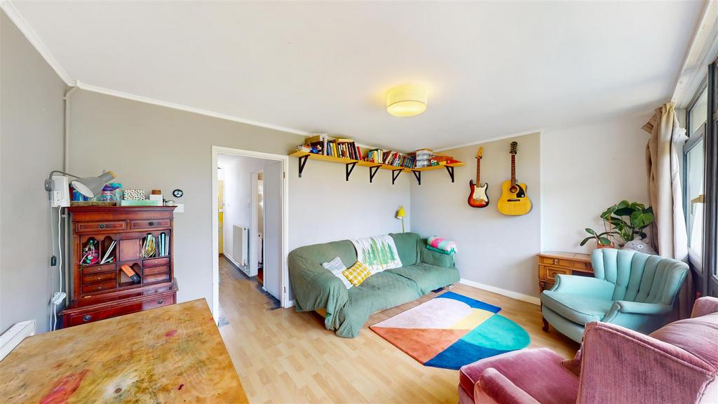 7 Kirton Gardens - Yzk1 X3to Xk Slw3 Kpwr F5.jpg