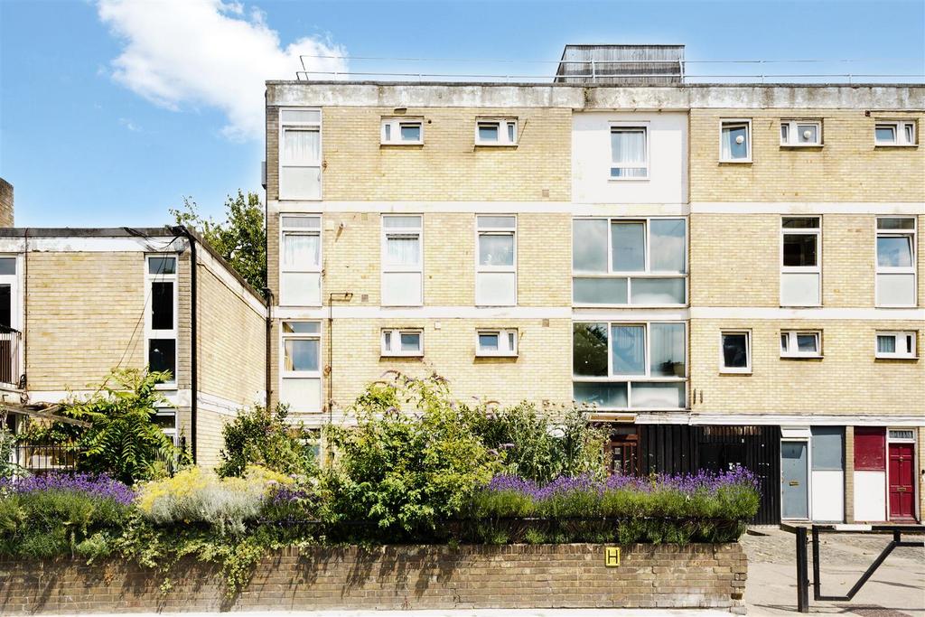 7 Kirton Gardens - 4 Cr YBNDzun Cd NUx Fk Nle.jpg