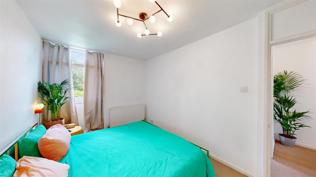 7 Kirton Gardens - Oaa7h K6zl JKfmphw7d B8.jpg