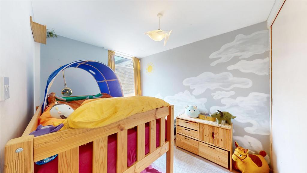 7 Kirton Gardens - hl Tfvvi WGPUU81a7m Zn4.jpg
