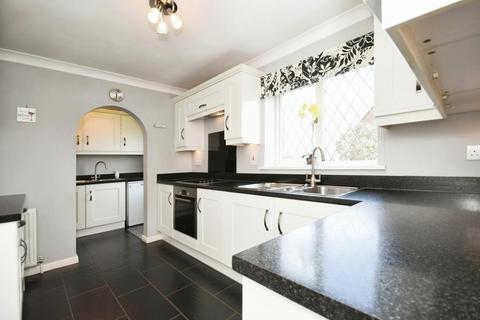 4 bedroom detached house for sale, Acorn Ridge, Walton, Chesterfield, S42 7HF