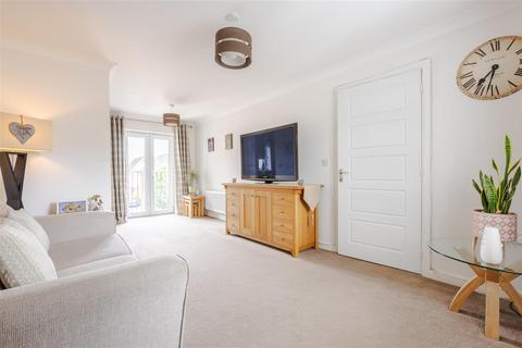 1 bedroom flat for sale, Osprey Drive, Scunthorpe