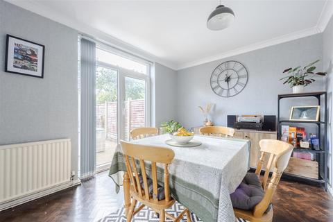 22 Mirfield Road, Scunthorpe, DN15 8AN