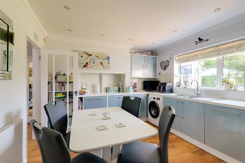 3 bedroom semi-detached house for sale, Mulberry Lane, Worthing BN12