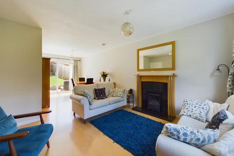149 Curlew Road, Abbeydale, Gloucester, GL4 4TE