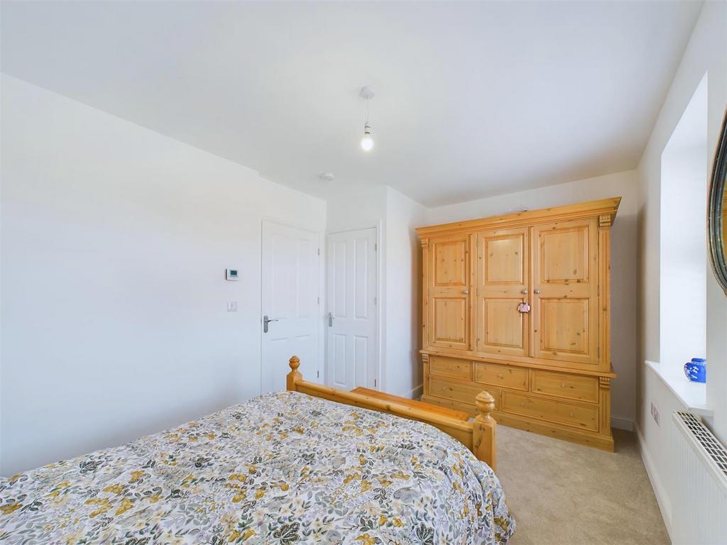 Bedroom: