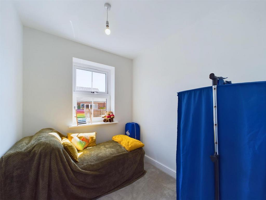Bedroom: